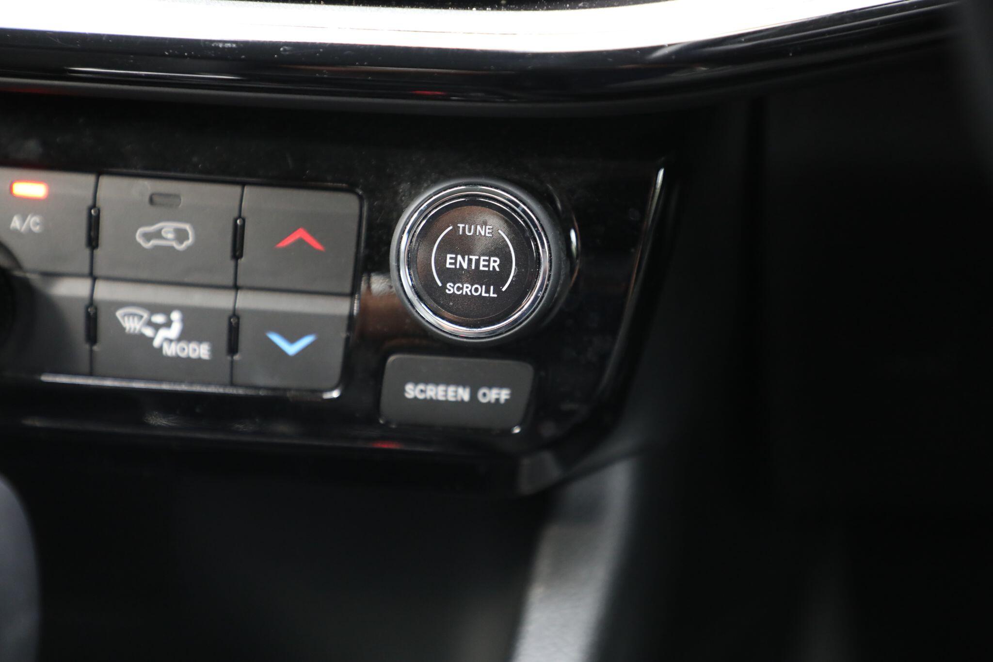 Large vehicle image